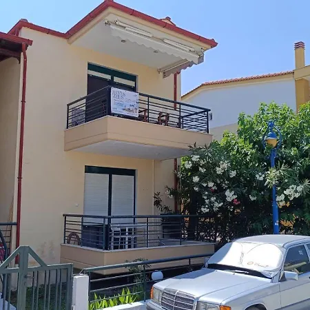 Angelika Front In Apartament